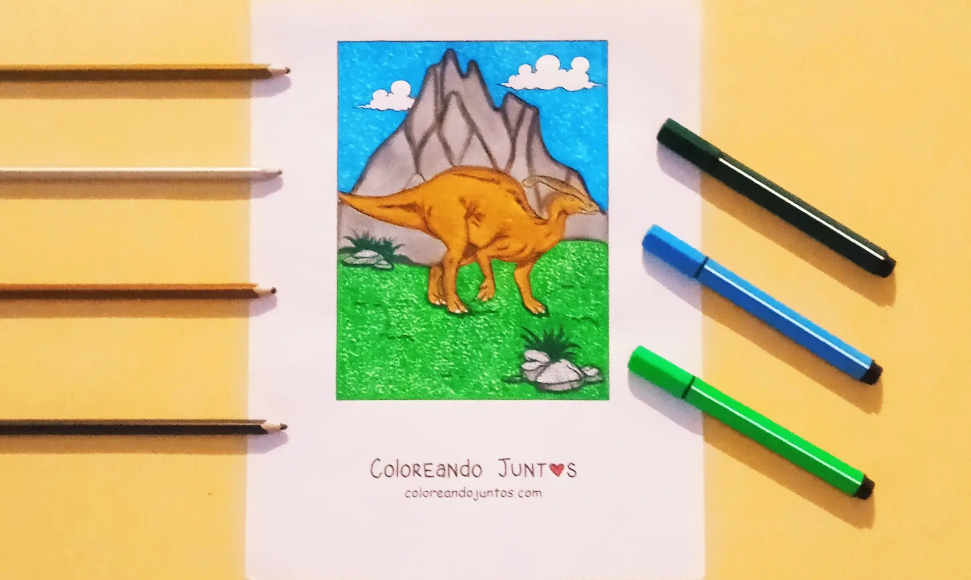 Desenho de dinossauro herbívoro colorido por Colorindo Juntos