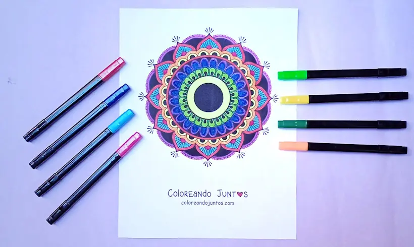 Desenho de mandala islâmica colorido pela Colorindo Juntos