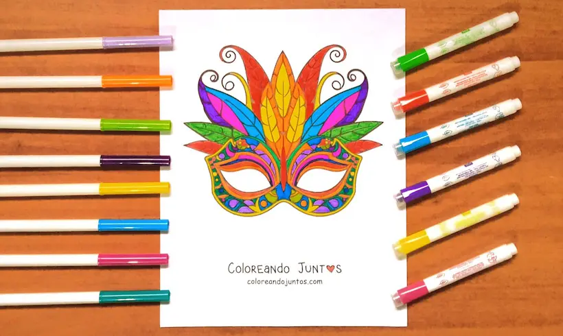 Desenho de uma máscara de Carnaval colorida por Colorindo Juntos