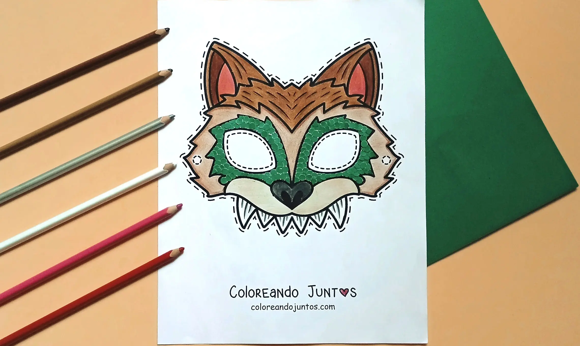 Desenho de máscara de Halloween colorida pela Colorindo Juntos