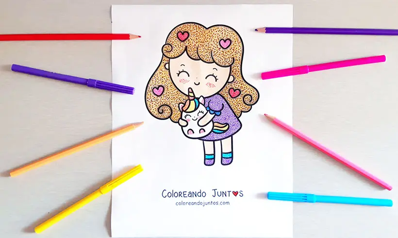 Desenho de menina colorido por Colorindo Juntos