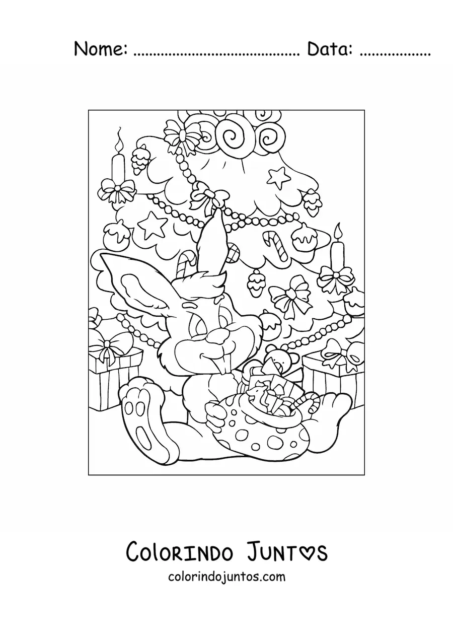 Desenho para colorir de um coelhinho animado abrindo presentes junto a arvore de Natal